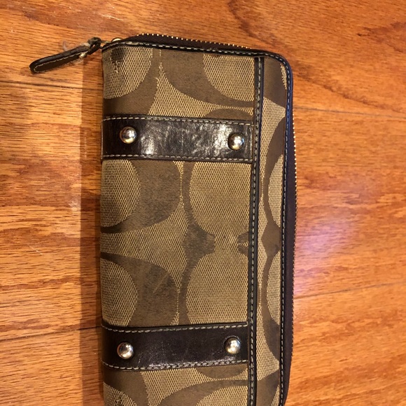 Coach wallet - Picture 2 of 4